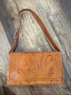 Leaders in Leather genuine leather embossed handbag